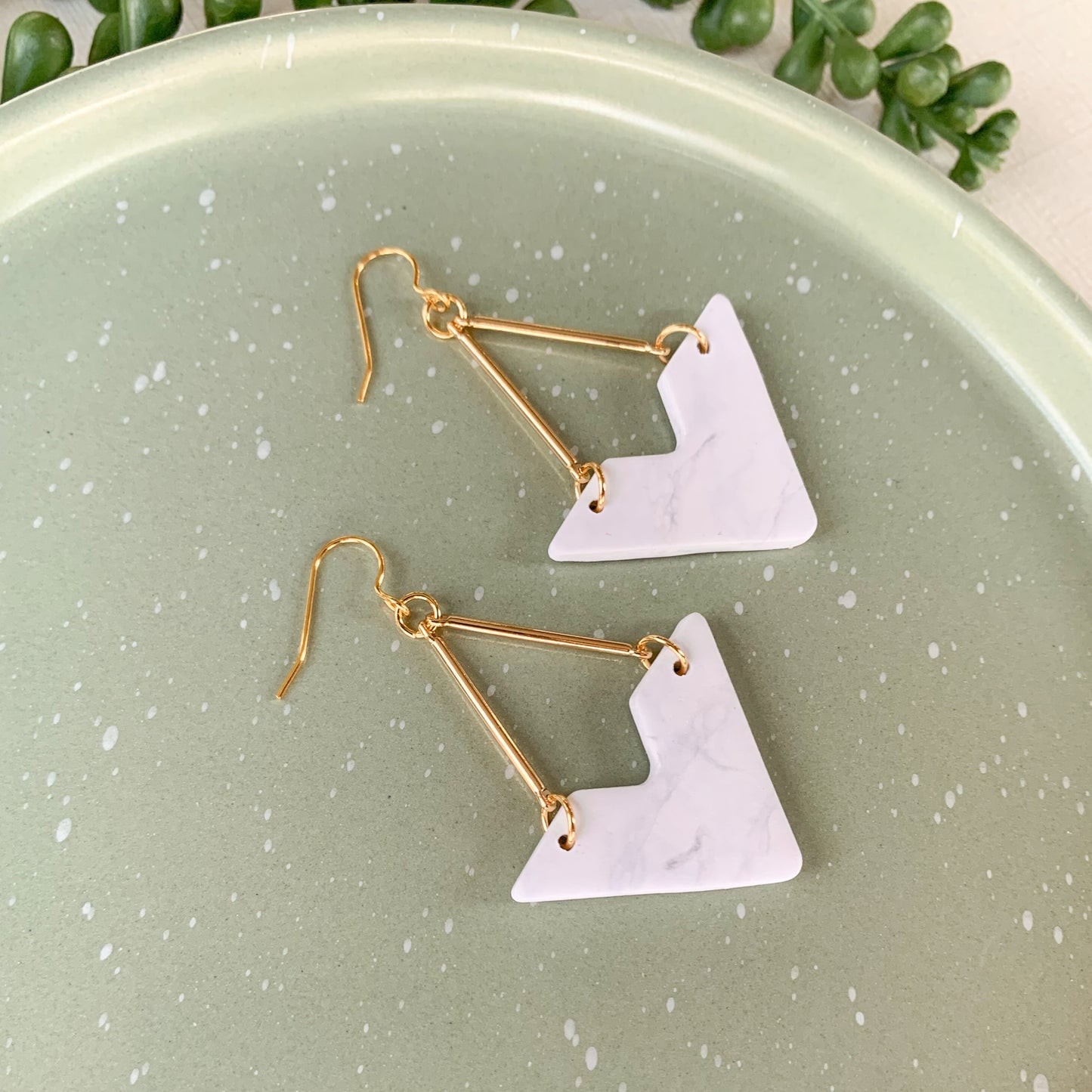 marble arrow dangle