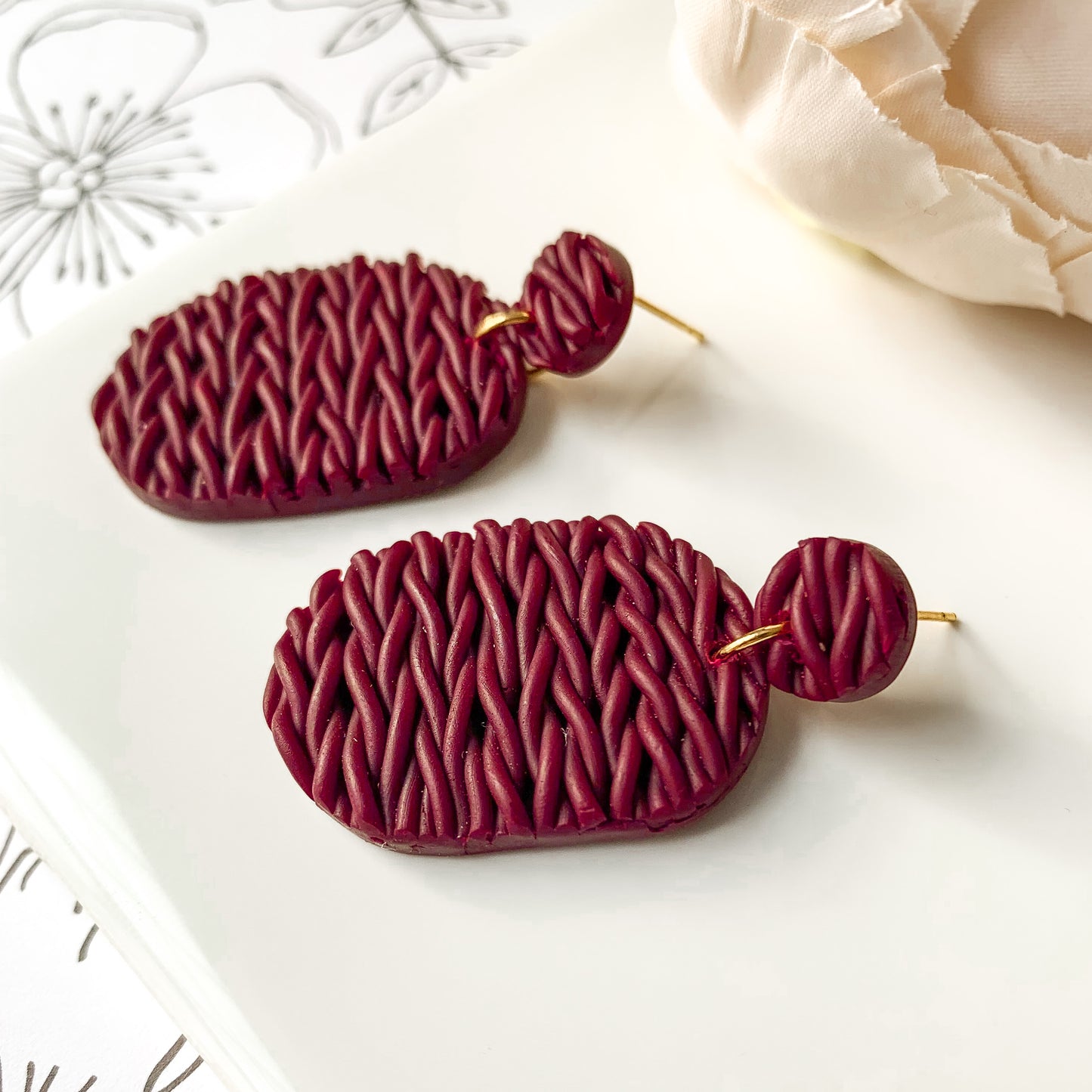 oval knit dangle earrings | sangria