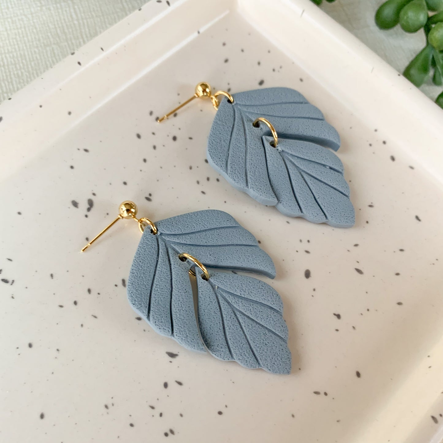 leaf textured dangle | dusty blue